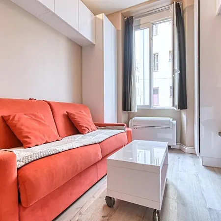Beautiful And Cozy In The Heart Of Cannes